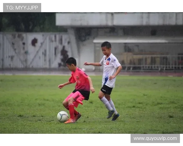 湾溪小学校园足球赛激发学生团队合作与运动热情全面提升素质